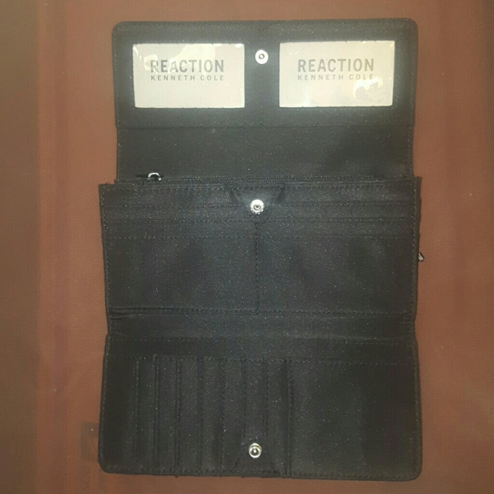 ❤NEW ❤ KENNETH COLE REACTION ❤ - Picture 2 of 9